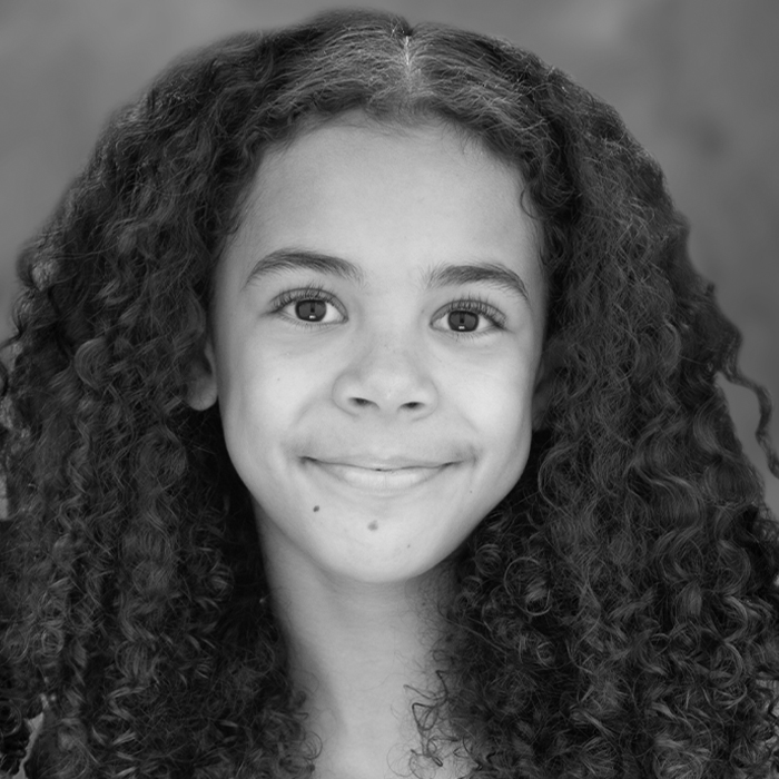 Image-TLK379_SYD_Full Cast_SCoullWilliams